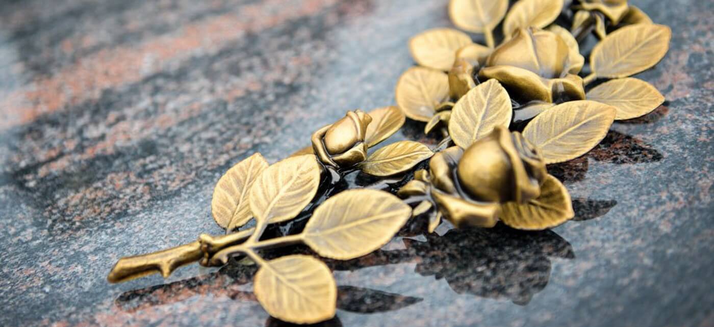 Бронзовые аксессуары